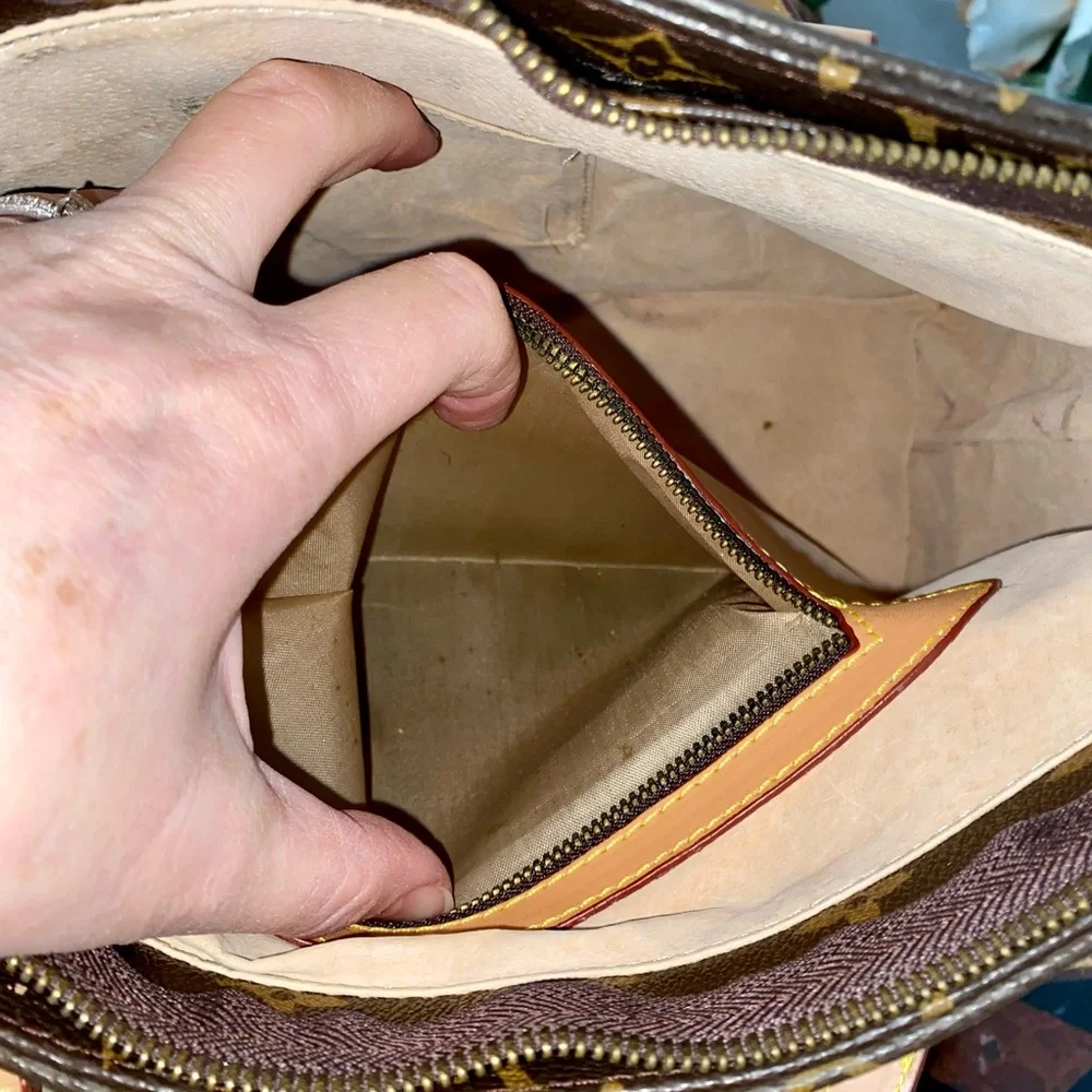 Monogram Canvas Brown Tote with Matching Monogram Wallet - Picture 2 of 12